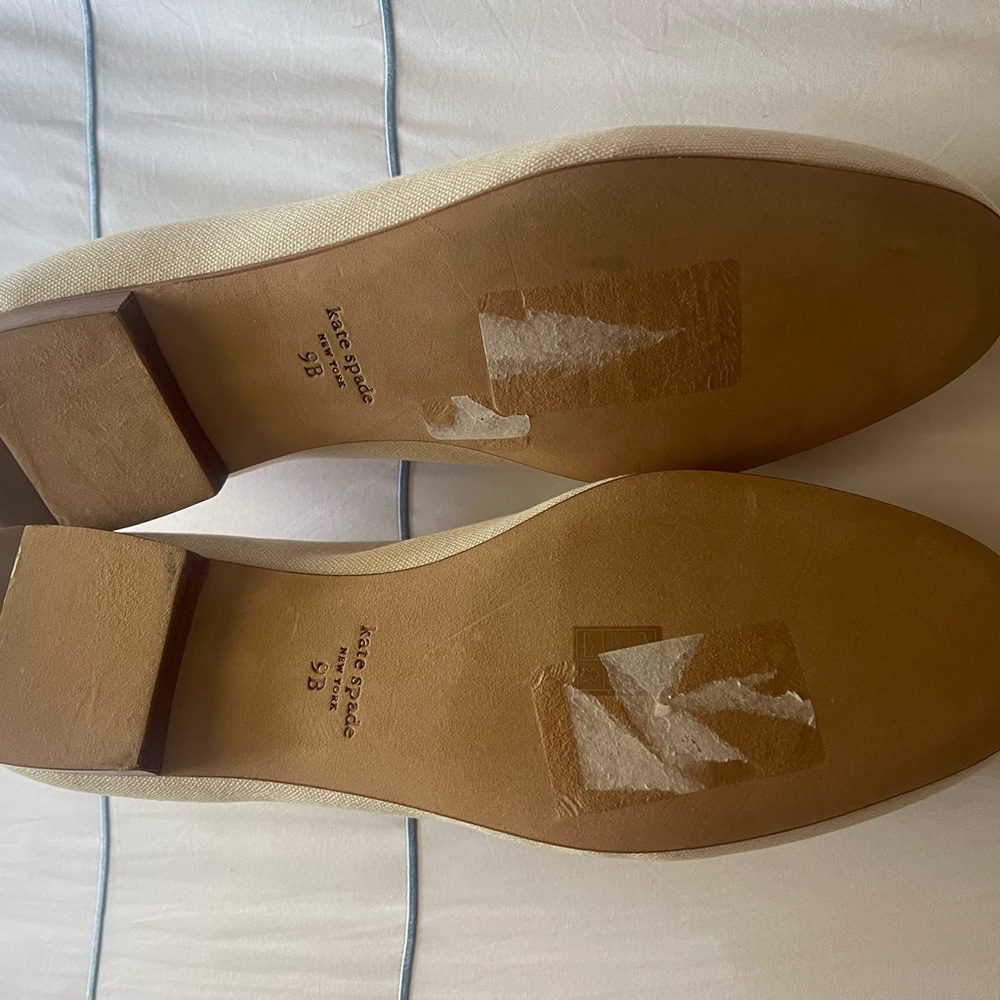 Kate Spade Cream Golf design Flats for Effortless Elegance - Picture 3 of 4